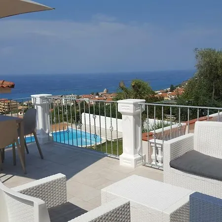 Borgo Panoramico N.2 *