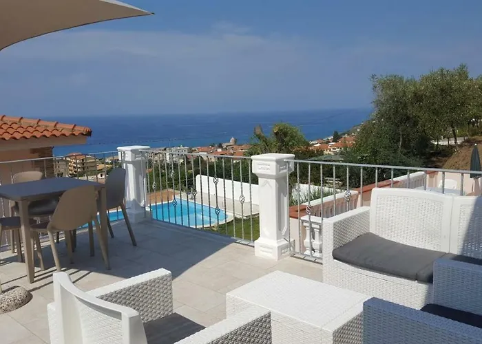 Borgo Panoramico N.2 *